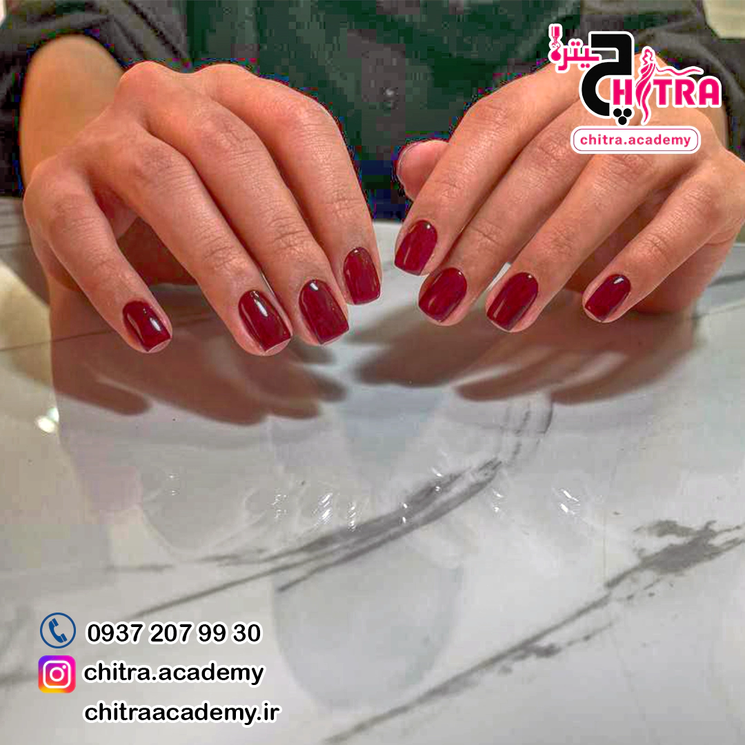 کاشت ناخن پودری با لاک ژل قرمز جیغ